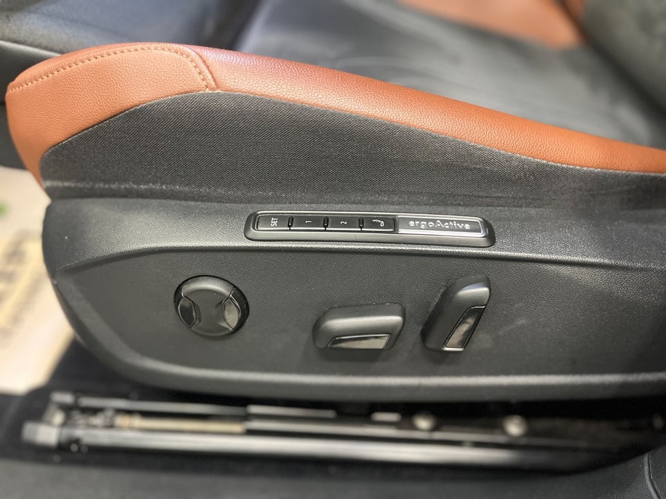 VW ID.4 77 Pro Performance Tech 5d