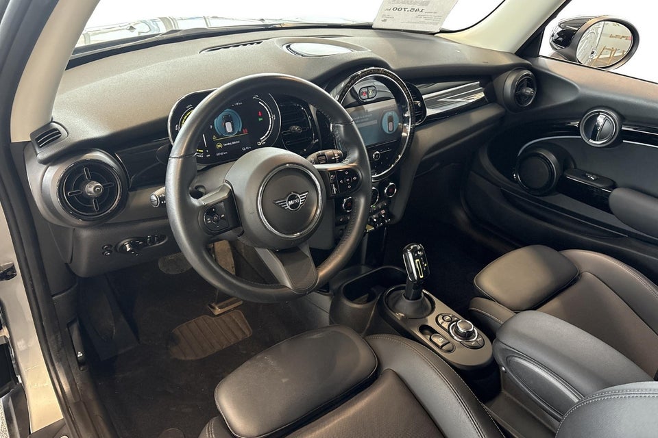 MINI Cooper SE Classic Trim 3d