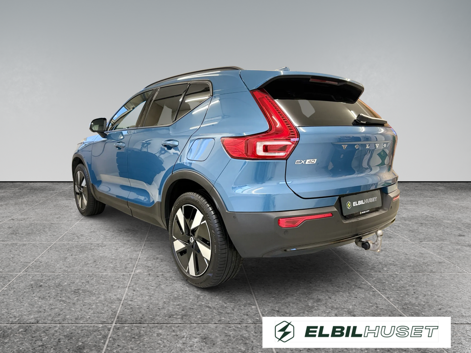 Volvo EX40 Extended Range Core 5d