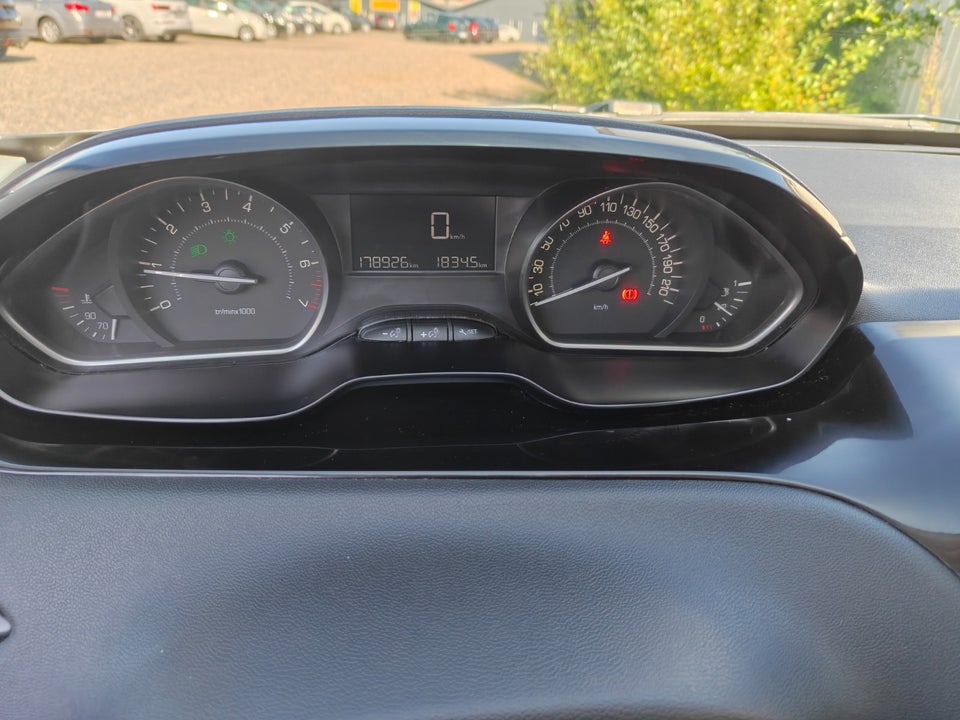 Peugeot 208 1,2 PureTech 82 Active 5d