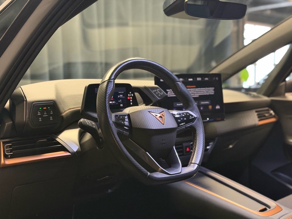 Cupra Born 58  5d