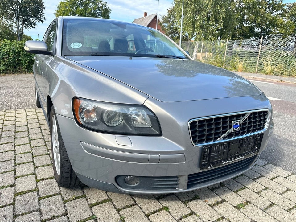 Volvo S40 2,4 Summum aut. 4d