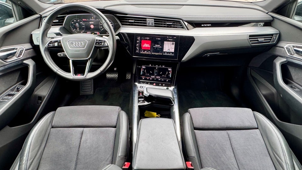 Audi e-tron 55 S-line quattro 5d