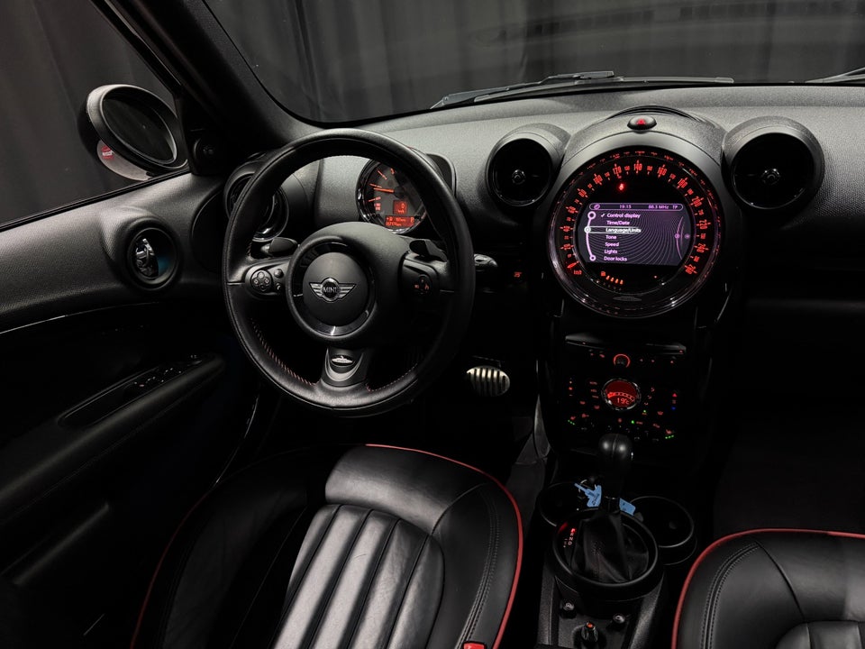 MINI Countryman Cooper S 1,6 JC Works aut. ALL4 5d