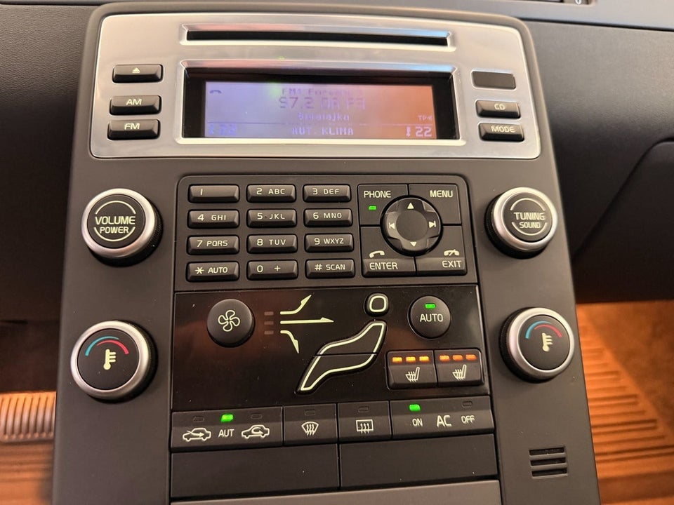 Volvo V70 1,6 T4 180 aut. 5d