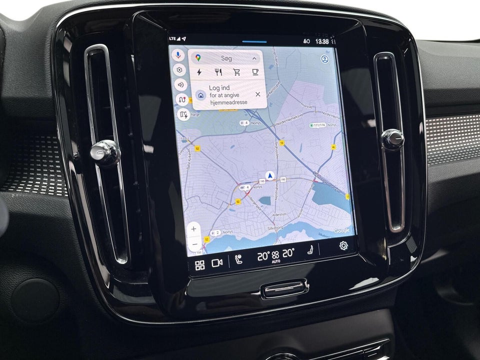 Volvo XC40 P8 ReCharge Twin Pro 5d