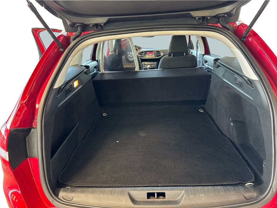 Peugeot 308 1,6 BlueHDi 120 Allure SW Van 5d