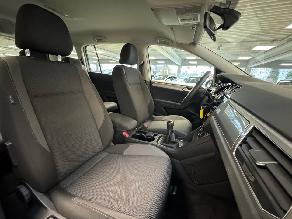 VW Touran 1,2 TSi 110 Comfortline 7prs 5d