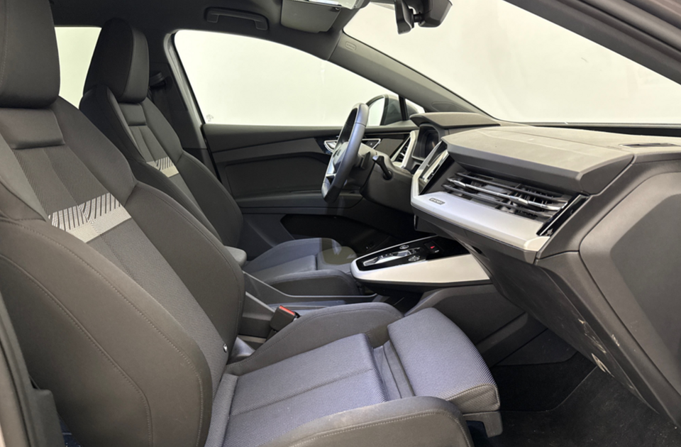 Audi Q4 e-tron 45 Progress 5d