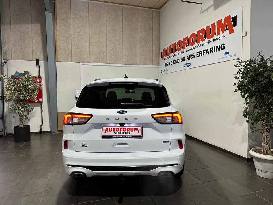 Ford Kuga 2,5 PHEV ST-Line X CVT 5d