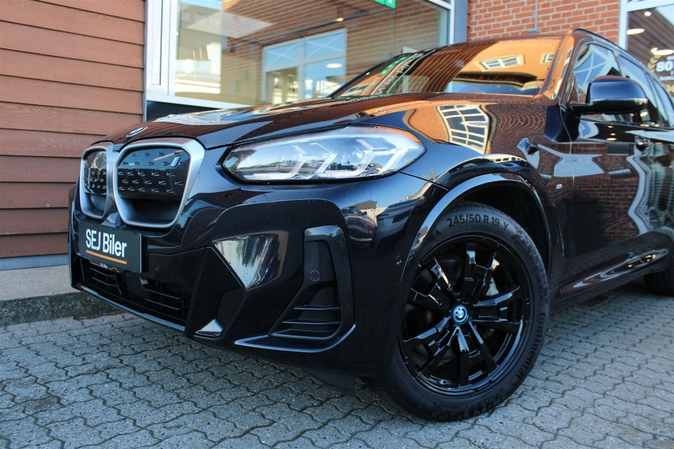 BMW iX3 Charged M-Sport 5d
