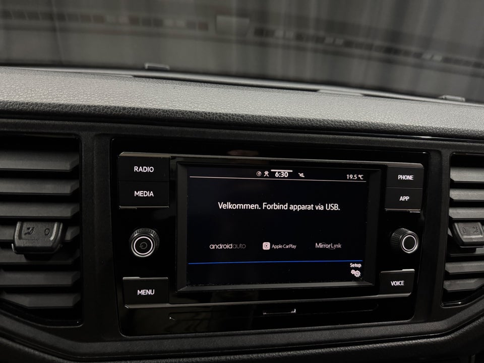 VW Crafter 30 2,0 TDi 140 Kassevogn L3H2