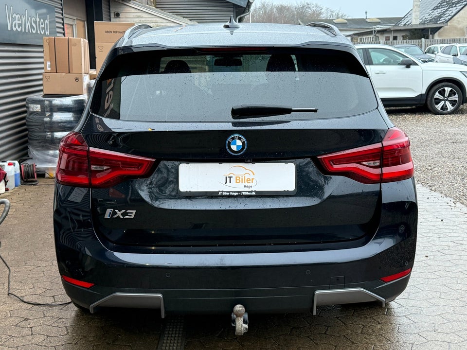 BMW iX3 Charged 5d