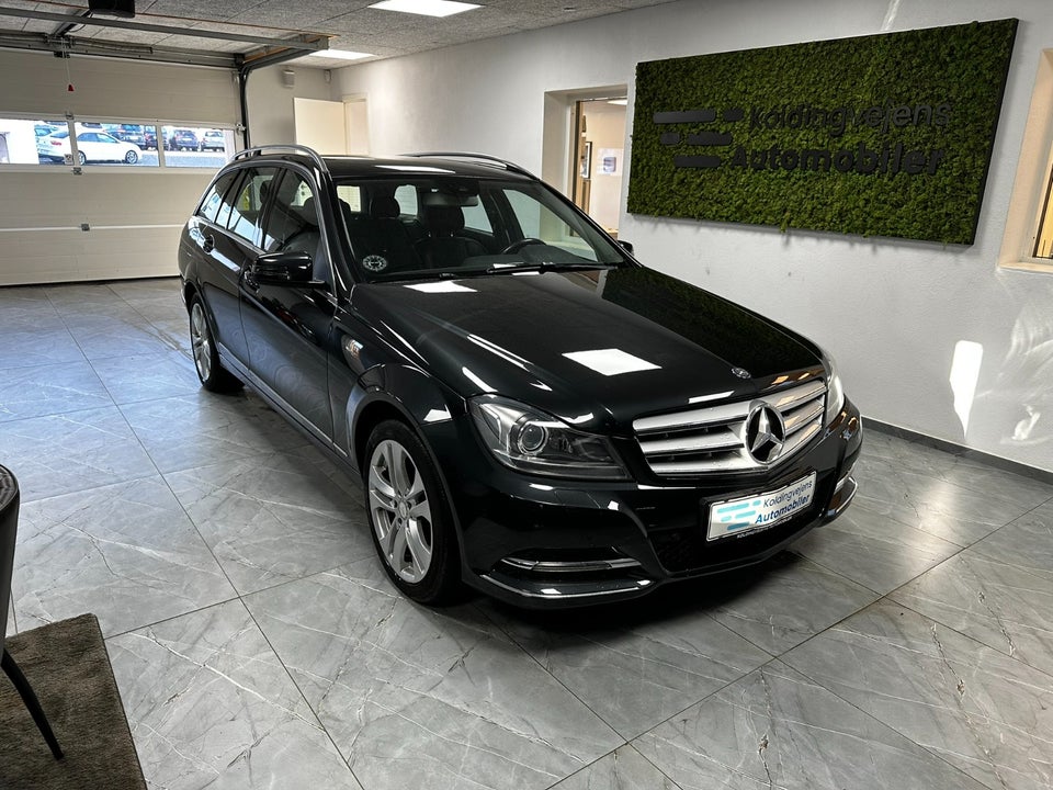 Mercedes C220 2,2 CDi Avantgarde stc. aut. 5d