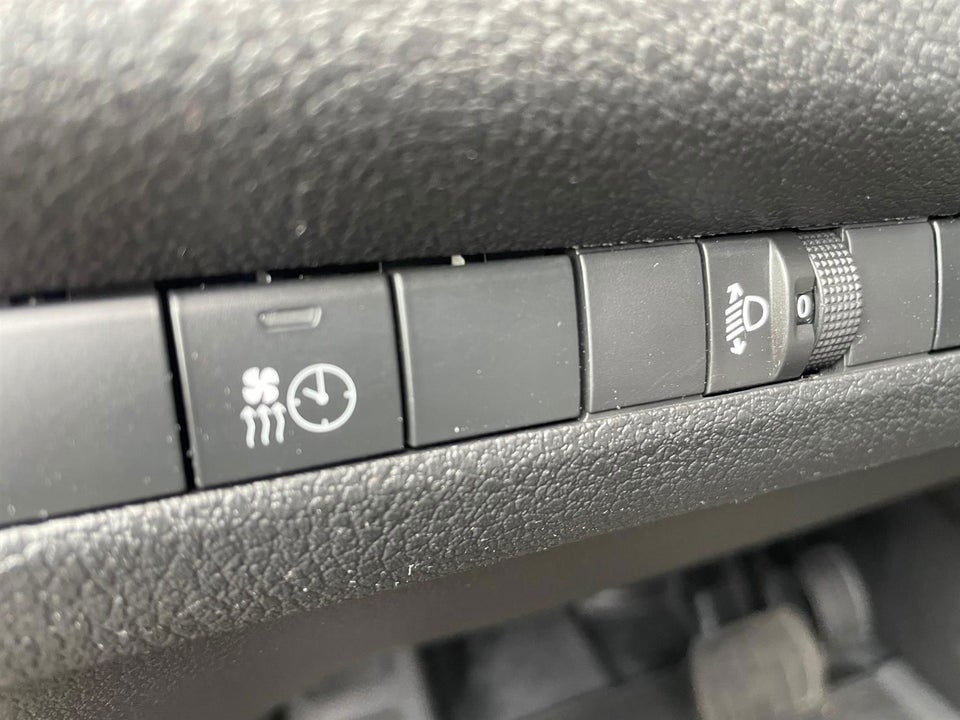 Peugeot Expert 2,0 BlueHDi 144 L2 Ultimate EAT8 Van