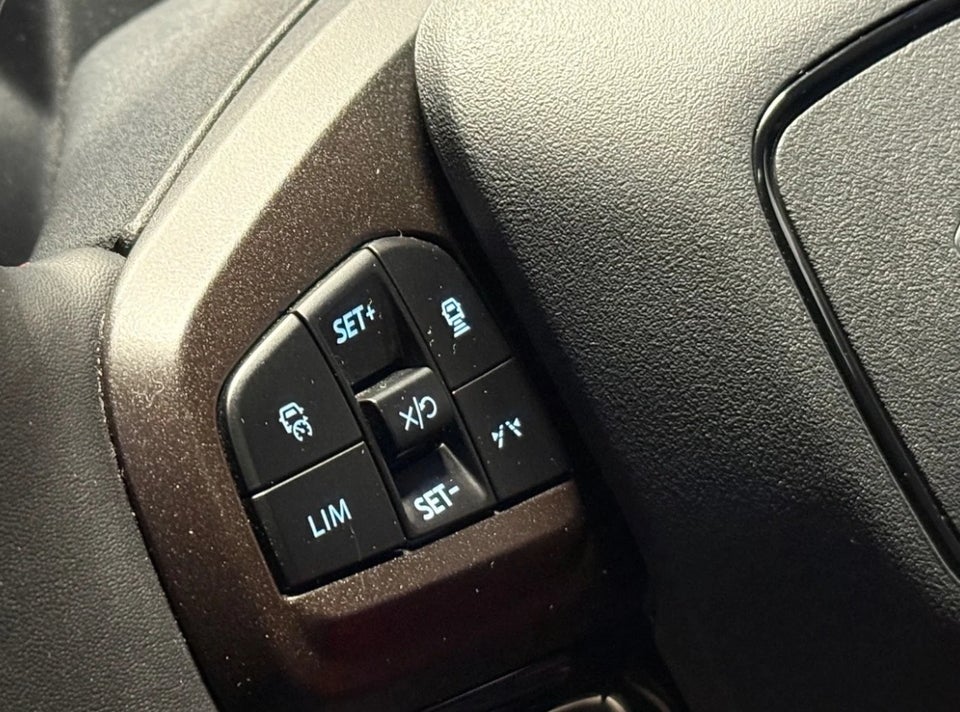 Ford Mustang Mach-E 88 Extended Range AWD 5d