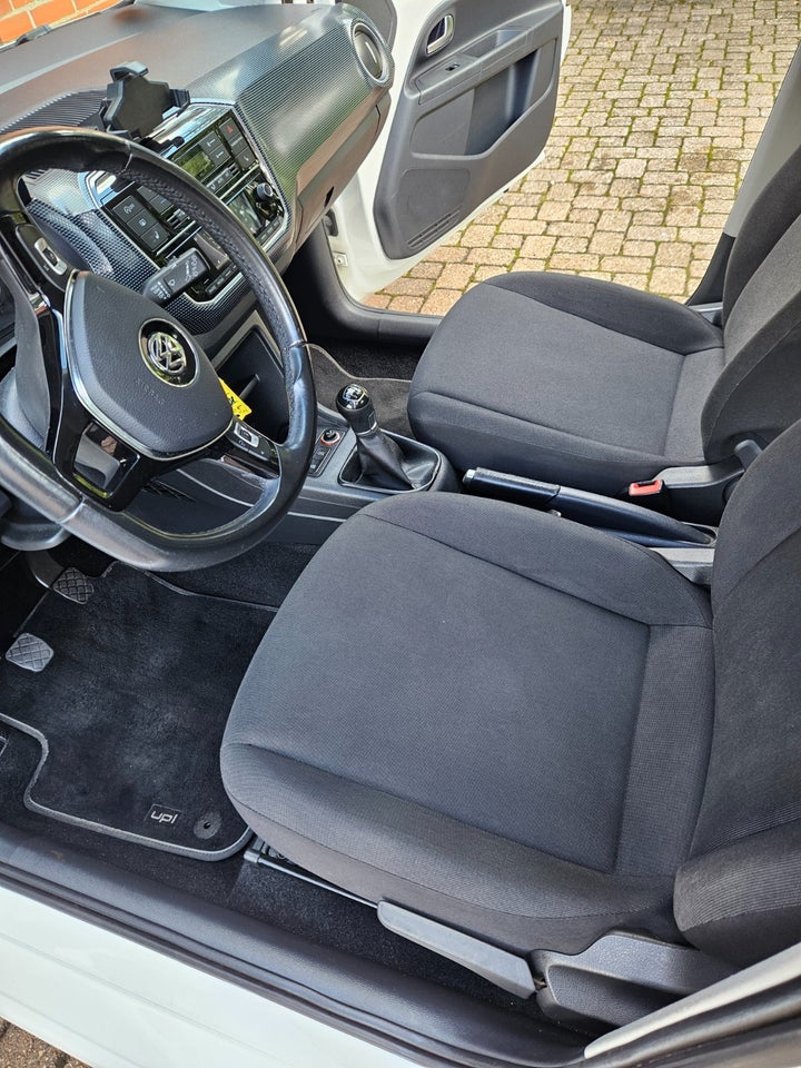 VW Up! 1,0 MPi 60 Move BMT 5d