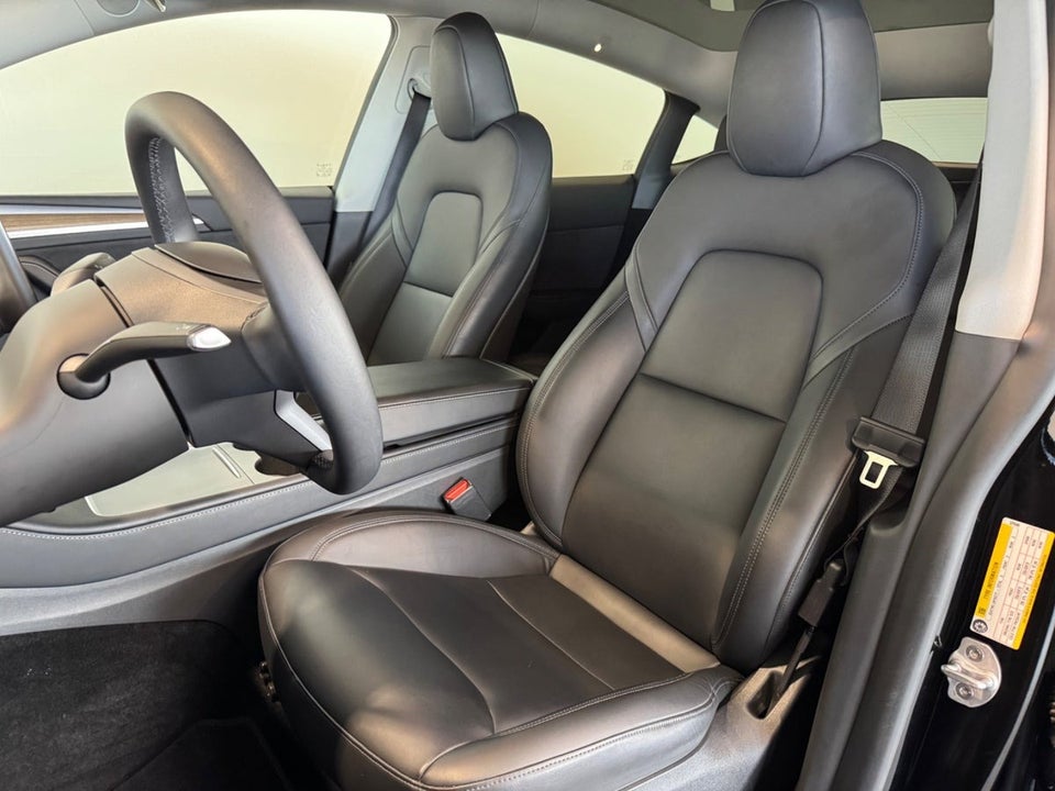 Tesla Model Y Long Range RWD 5d