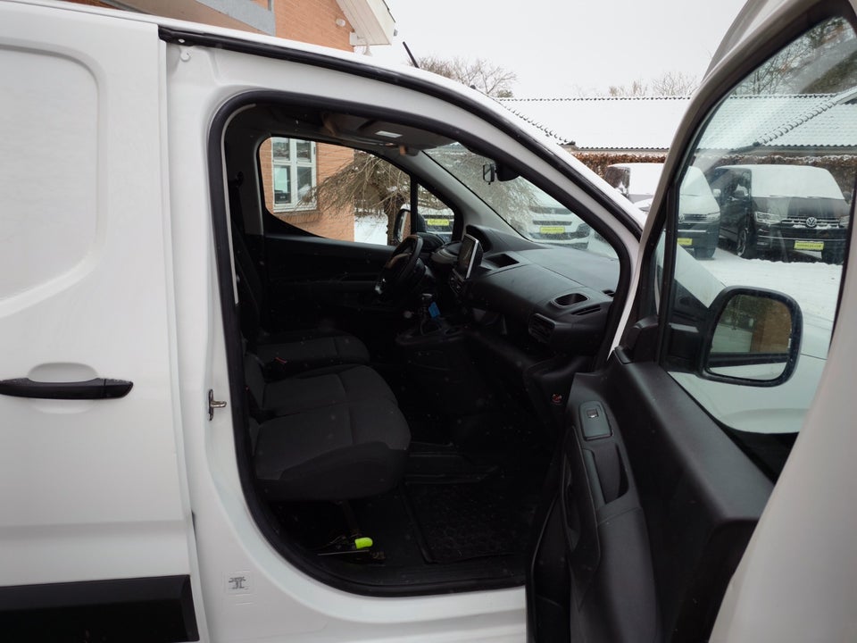 Peugeot Partner 1,5 BlueHDi 130 L2V2 Plus Van