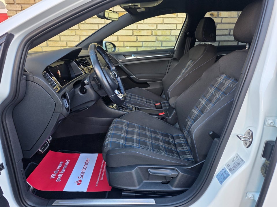 VW Golf VII 1,4 GTE DSG 5d