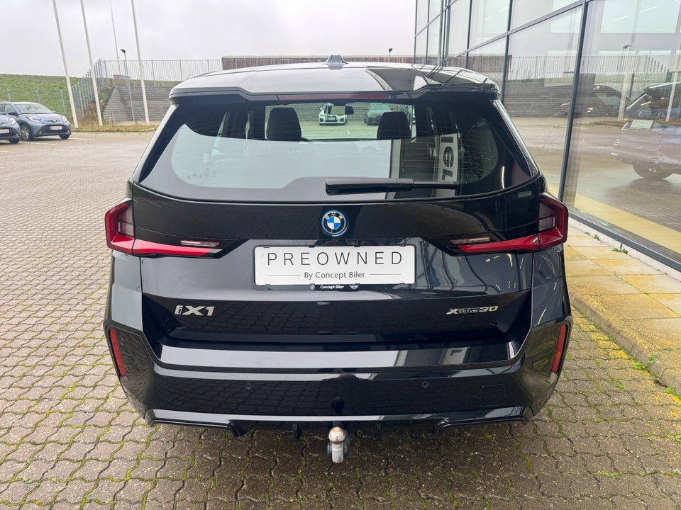 BMW iX1 xDrive30 M-Sport 5d