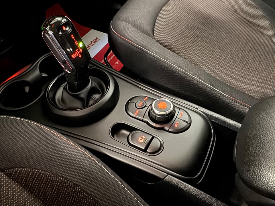 MINI Countryman Cooper 1,5 Essential aut. 5d