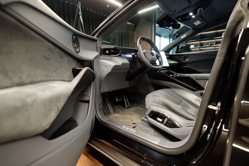 Lotus Eletre S 5d