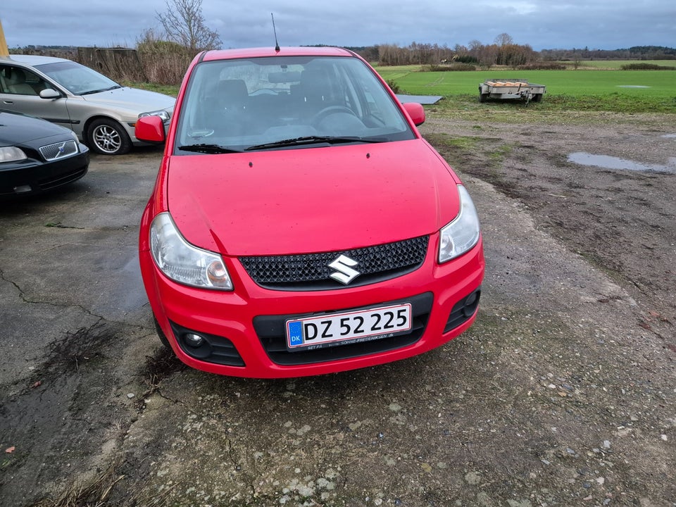 Suzuki SX4 2,0 CombiBack DDiS GLX 5d