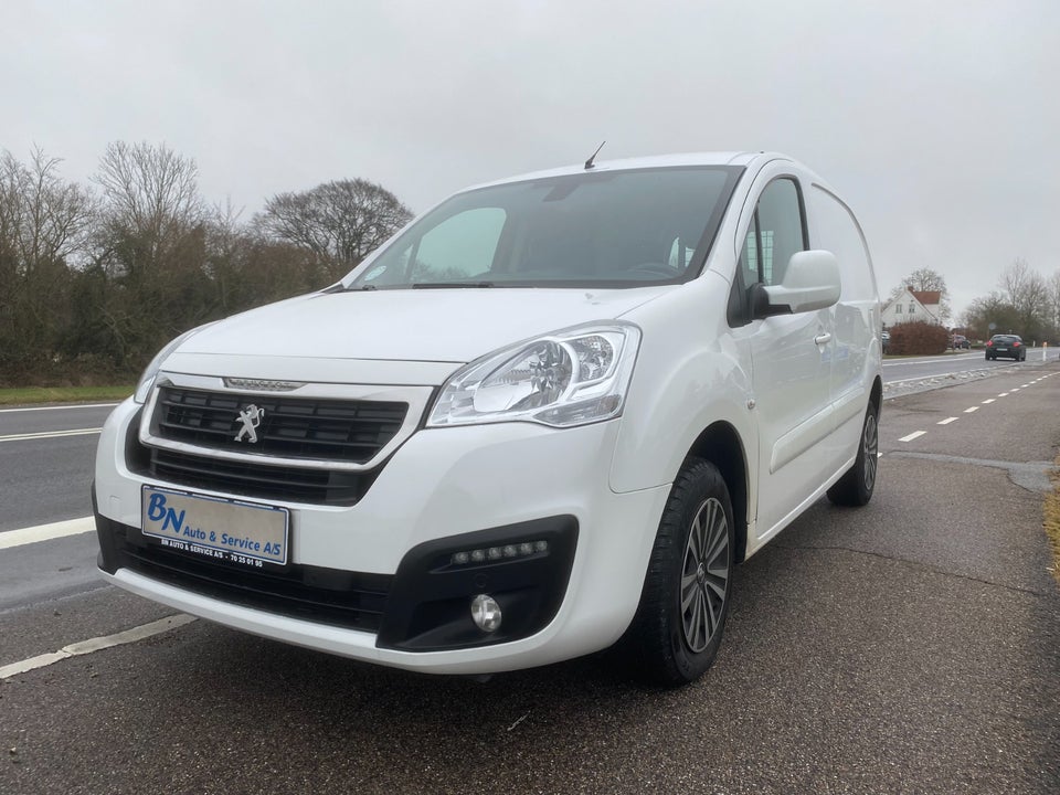 Peugeot Partner 1,6 BlueHDi 100 L1 Premium Van 5d