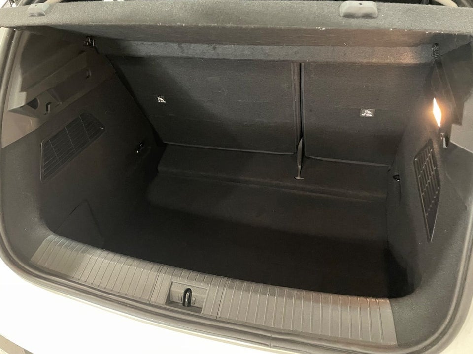 Renault Megane E-Tech 40 Equilibre 5d