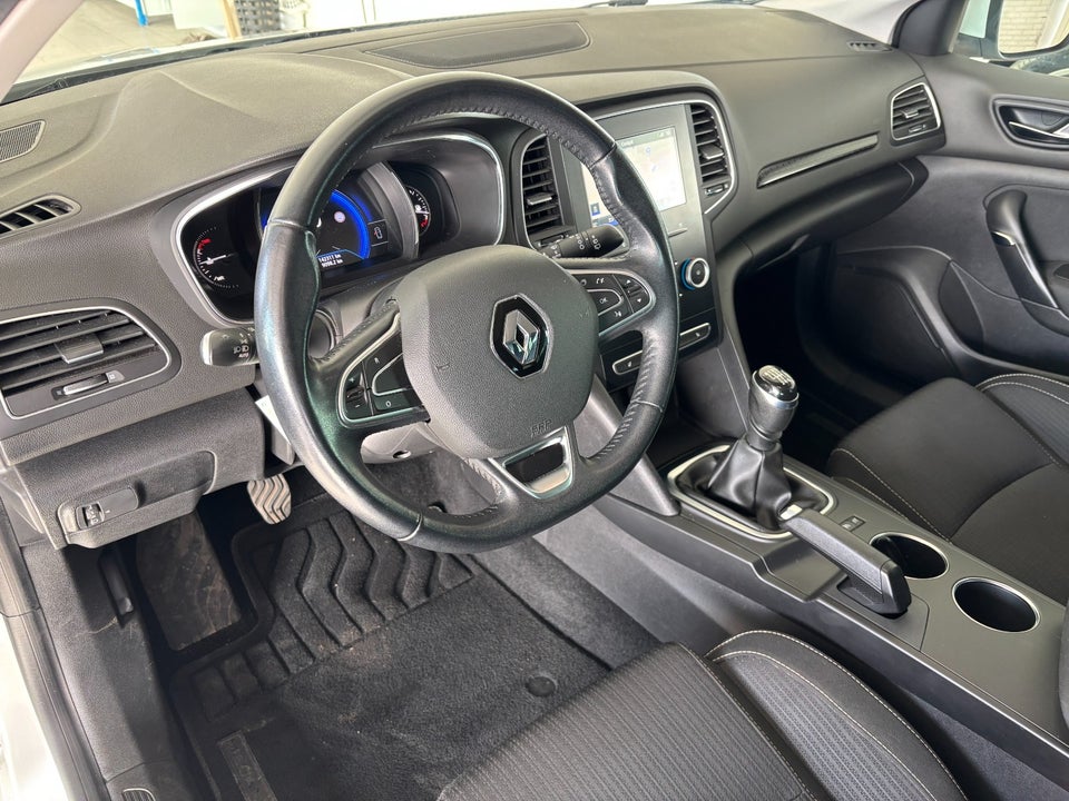 Renault Megane IV 1,2 TCe 100 Zen Sport Tourer 5d