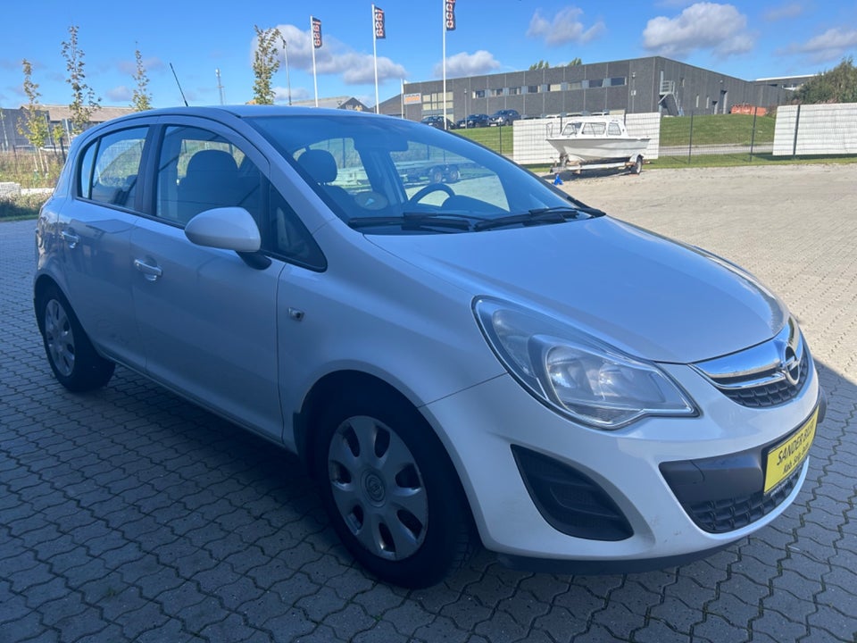 Opel Corsa 1,2 16V Enjoy 5d