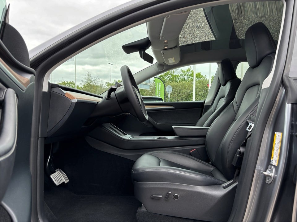 Tesla Model Y Performance AWD 5d