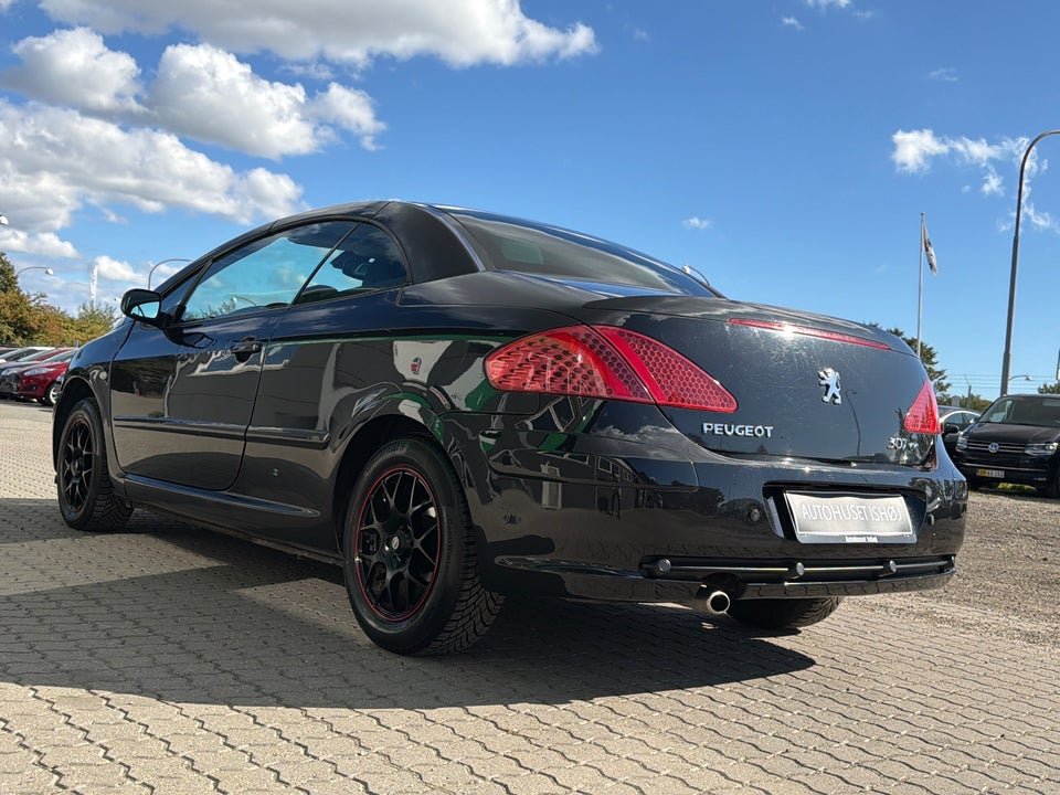 Peugeot 307 2,0 16V CC 2d