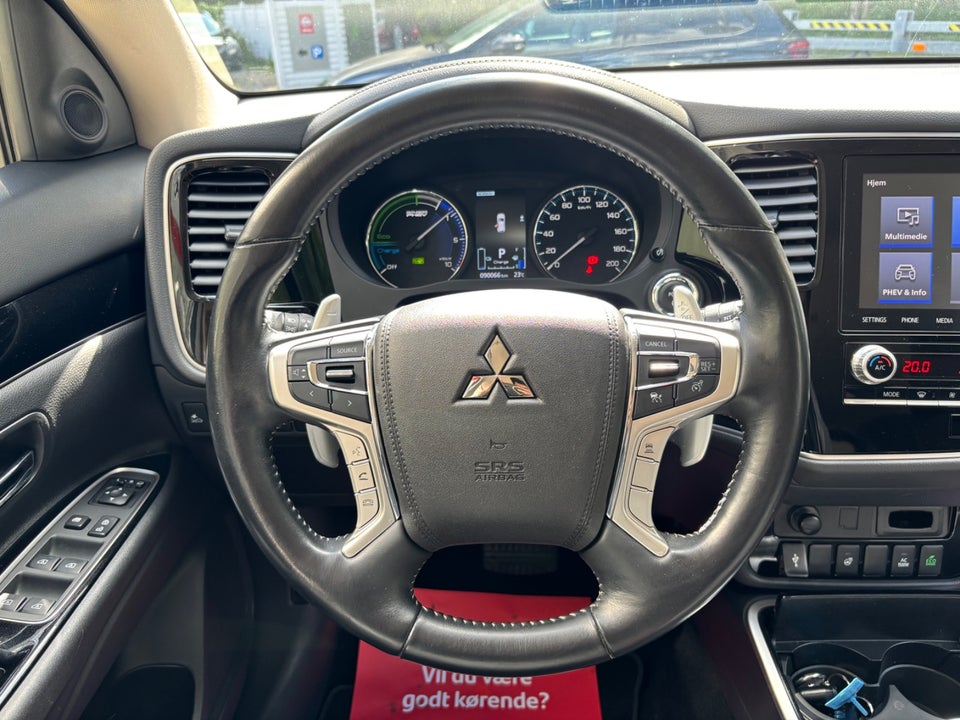 Mitsubishi Outlander 2,4 PHEV Intense CVT 4WD 5d