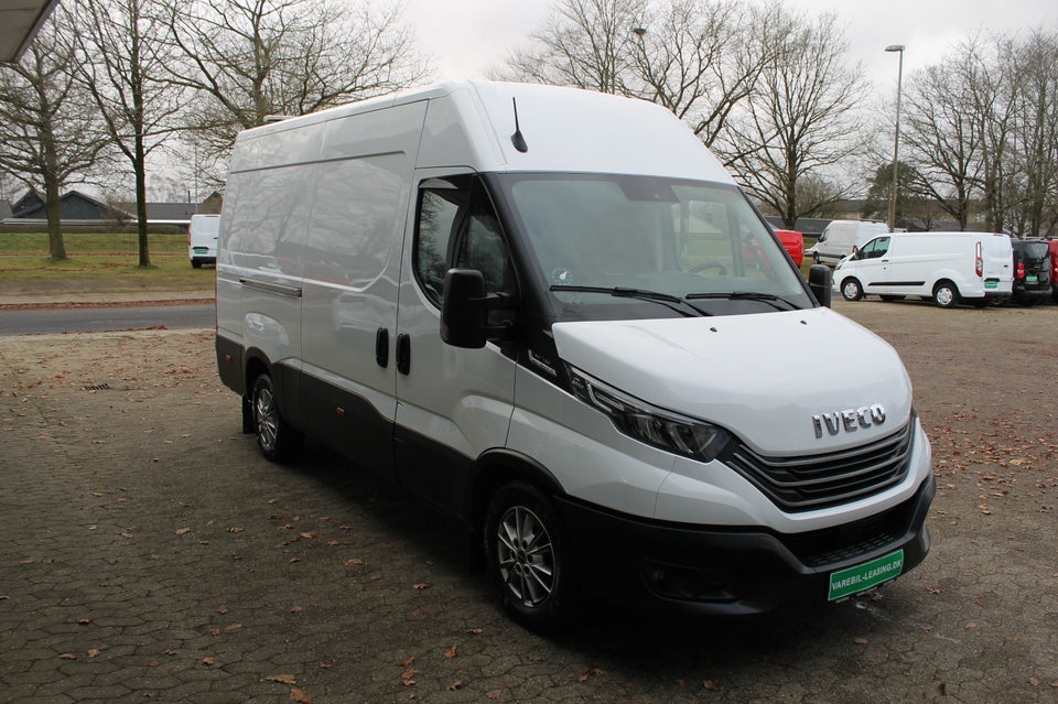 Iveco Daily 3,0 35S18 12m³ Van AG8