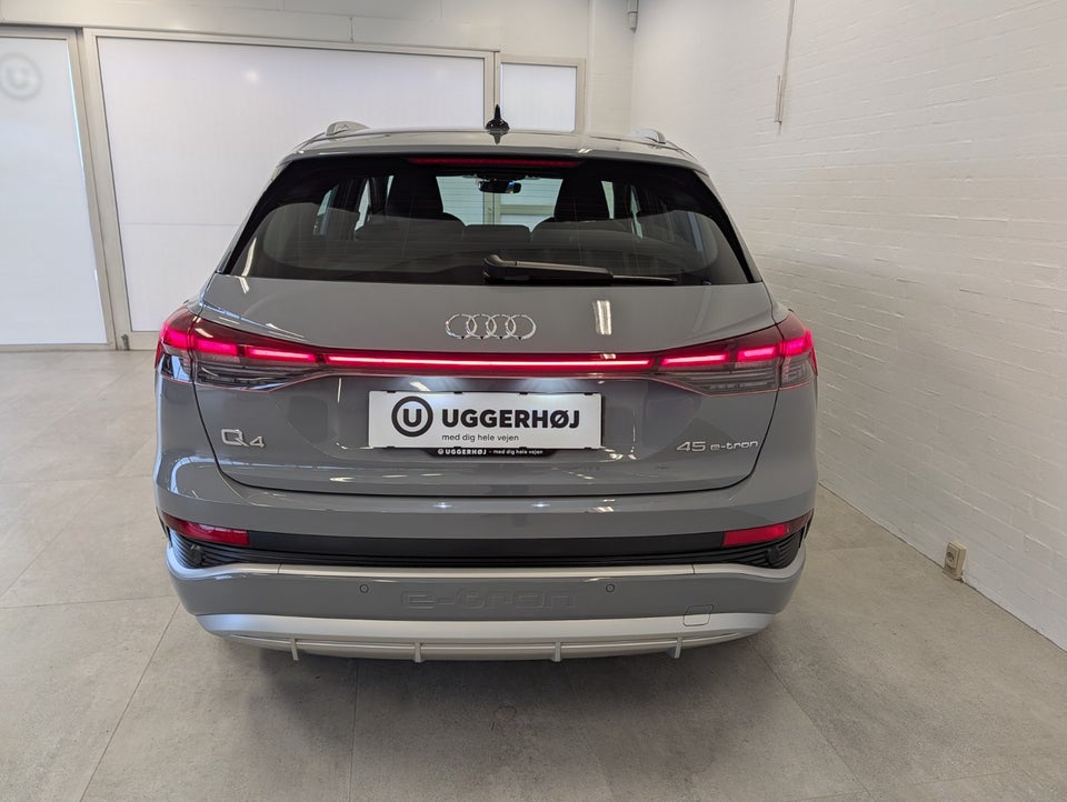 Audi Q4 e-tron 45 S-line 5d