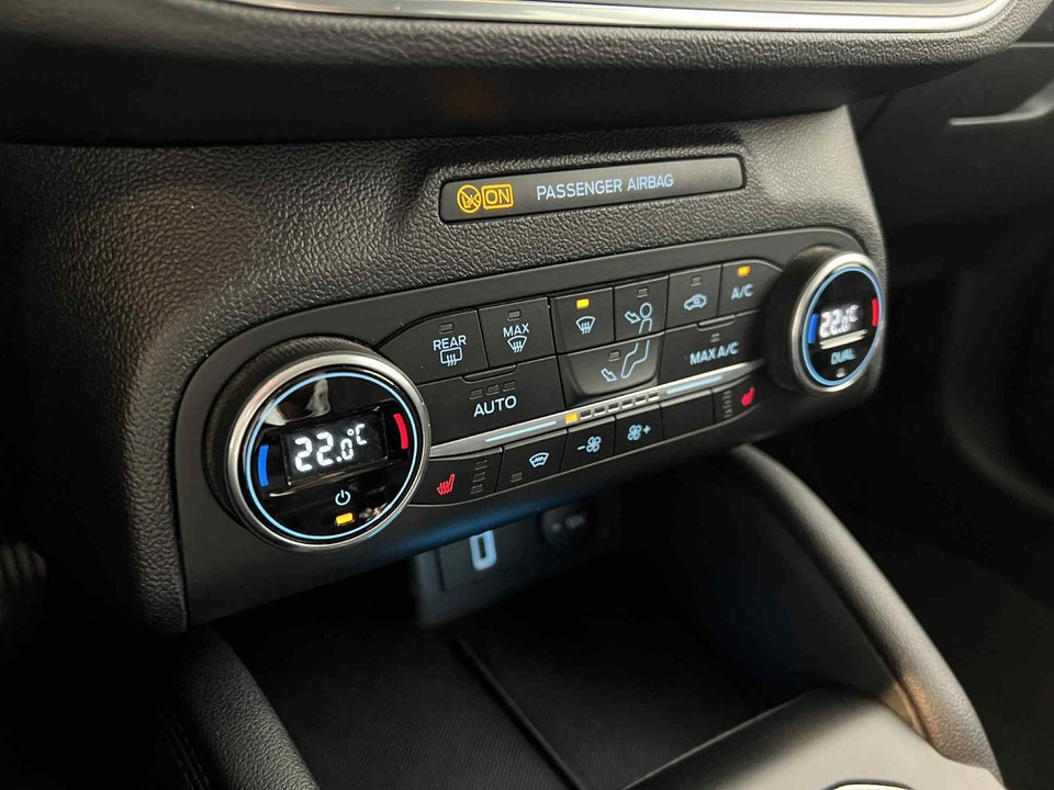 Ford Focus 1,0 EcoBoost Titanium stc. 5d