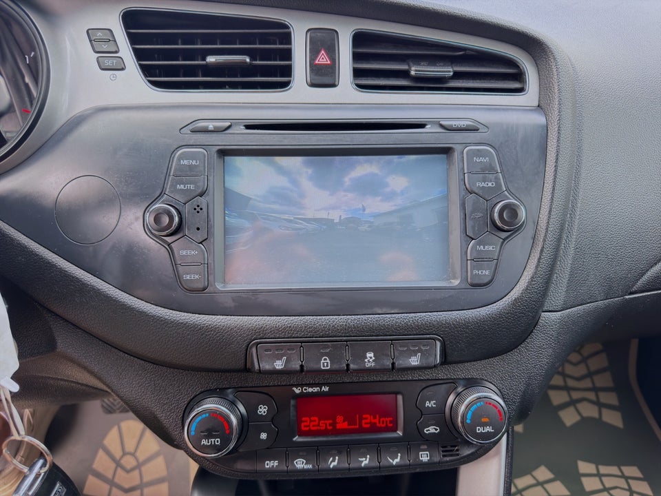 Kia Ceed 1,6 CRDi 128 Limited SW 5d