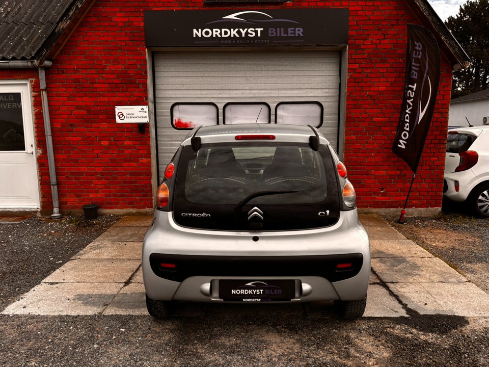 Citroën C1 1,0i Attraction 5d