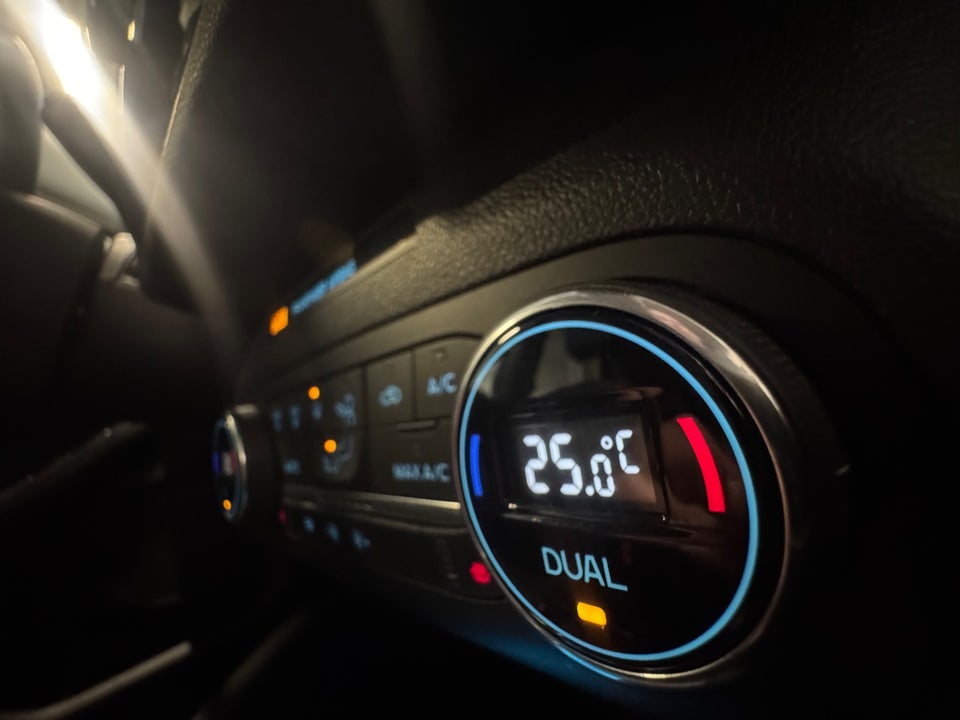 Ford Kuga 2,5 PHEV Titanium X CVT 5d