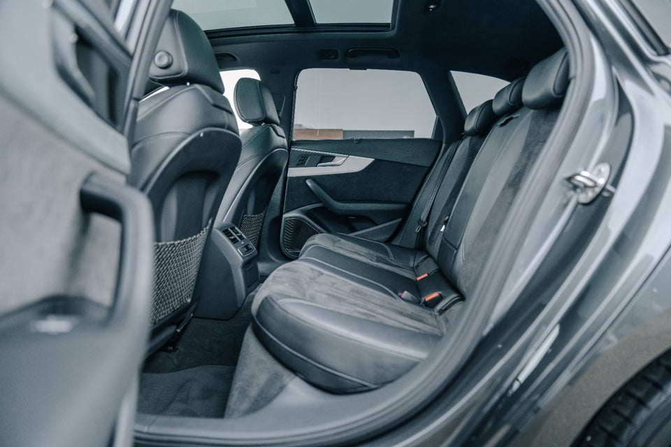 Audi A4 3,0 TDi 272 S-line Avant quattro Tiptr. 5d