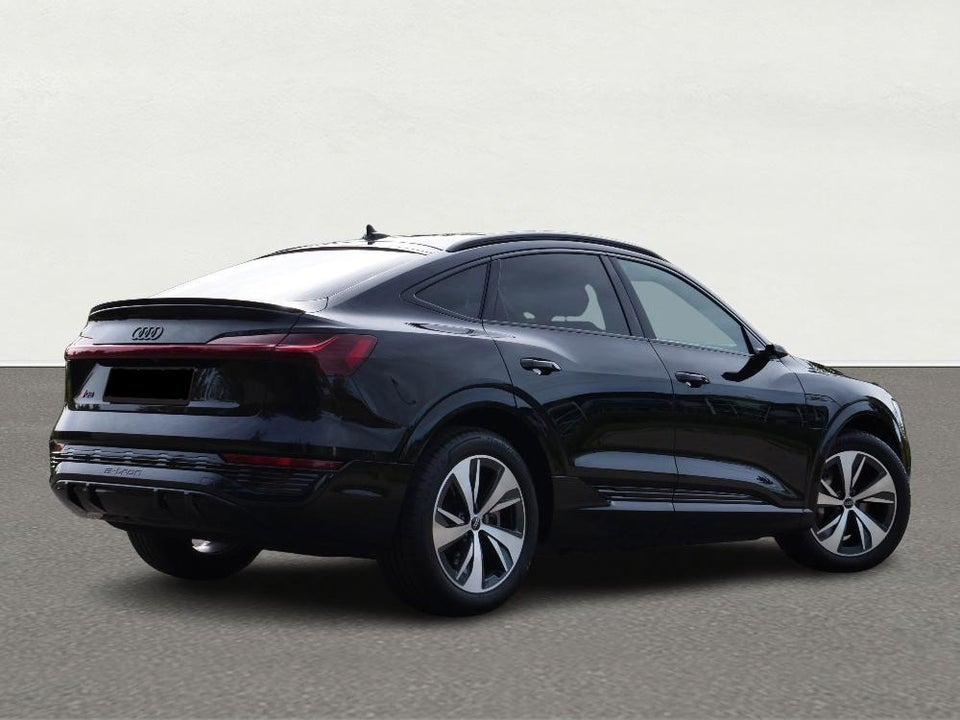 Audi Q8 e-tron 55 S-line Sportback quattro 5d