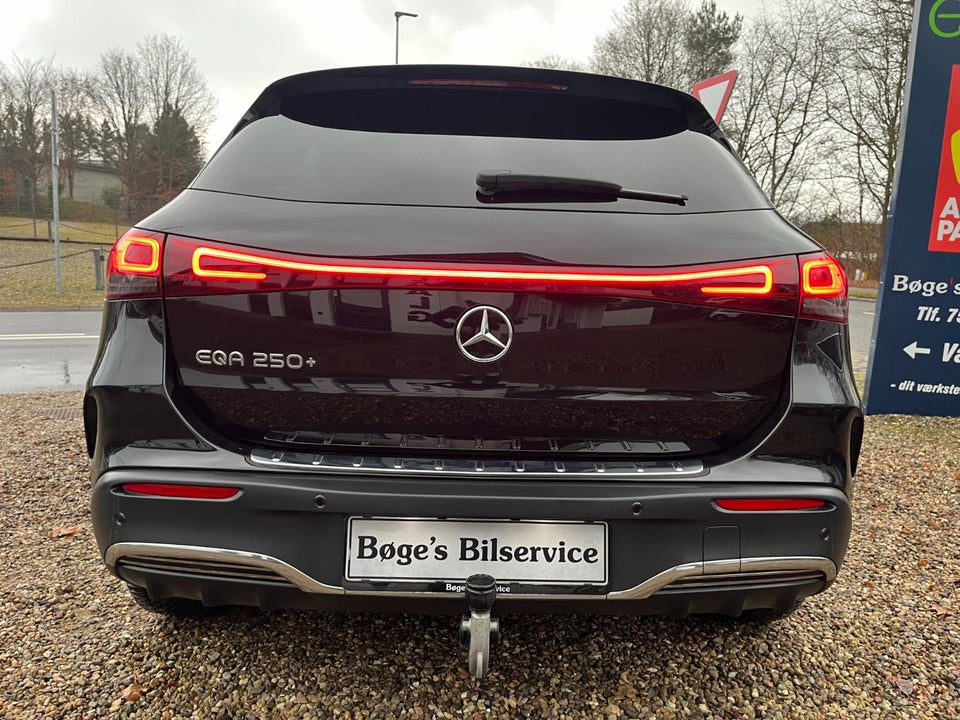 Mercedes EQA250+ AMG Advance 5d