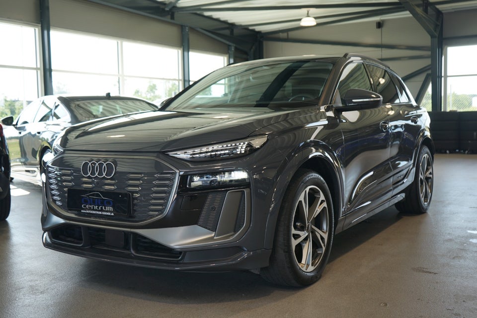 Audi Q6 e-tron S-line quattro 5d