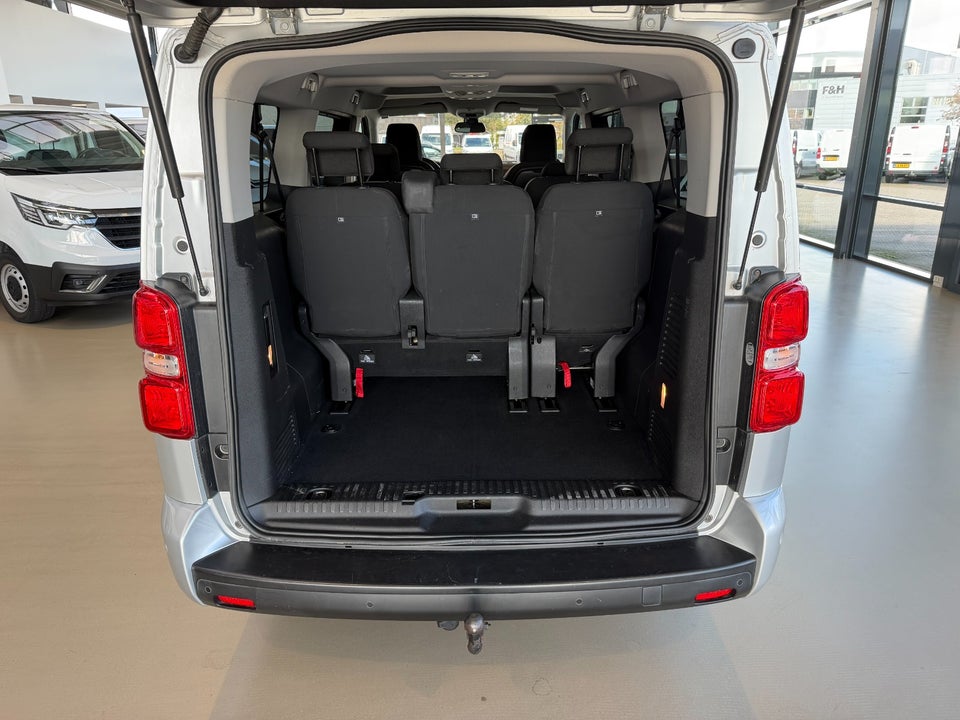 Toyota ProAce Verso 2,0 D 150 Long Family 4d