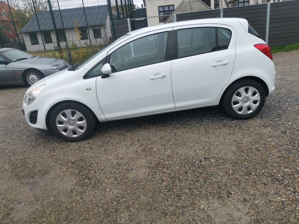 Opel Corsa 1,0 12V Enjoy 5d