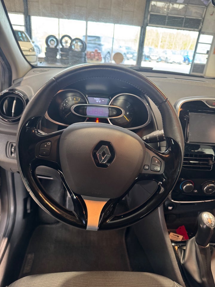 Renault Clio IV 0,9 TCe 90 Expression 5d