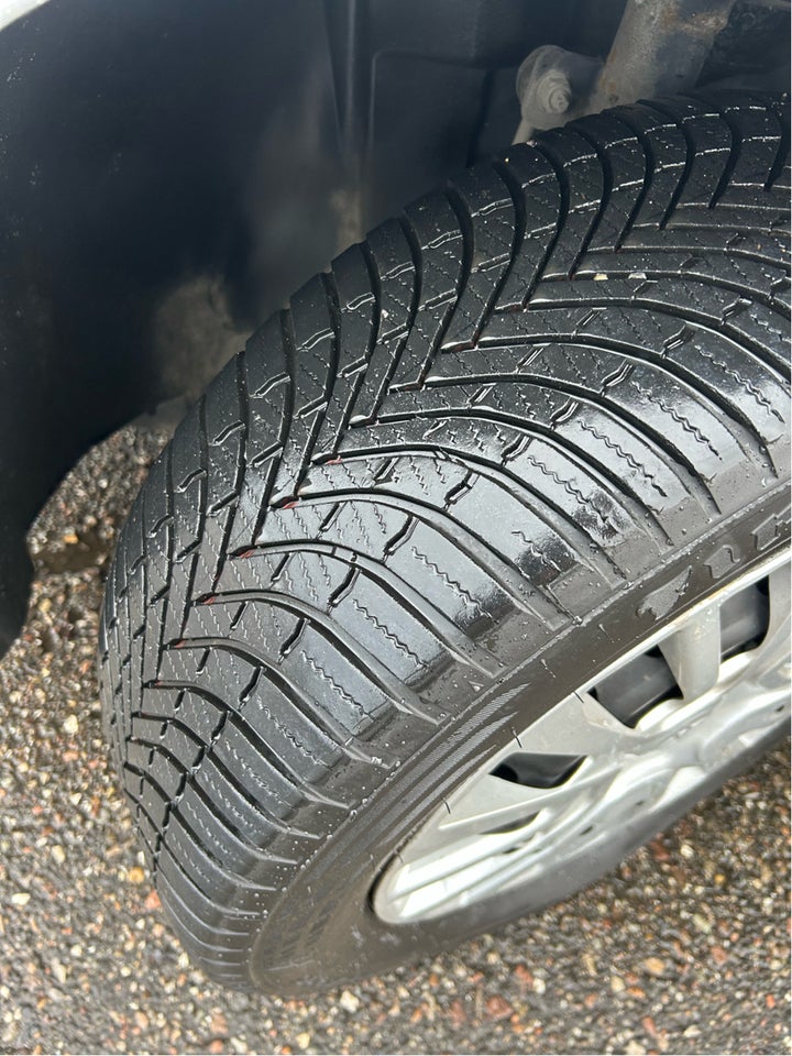 Toyota ProAce City 1,5 D 102 Medium Comfort 5d