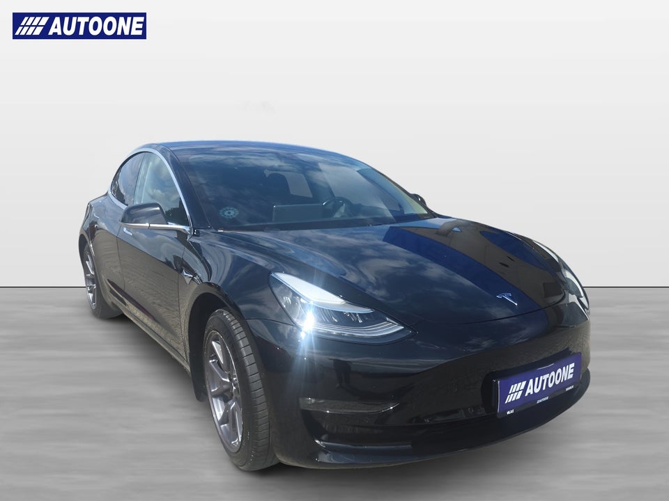 Tesla Model 3 Long Range RWD 4d
